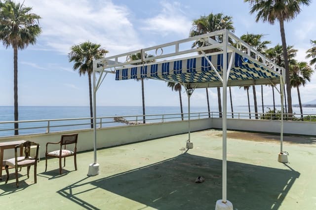 3 sypialnia Apartament na sprzedaż w Playa Bajadilla - Puertos, Marbella z basenem - 2 000 000 € (Ref: 7604401)