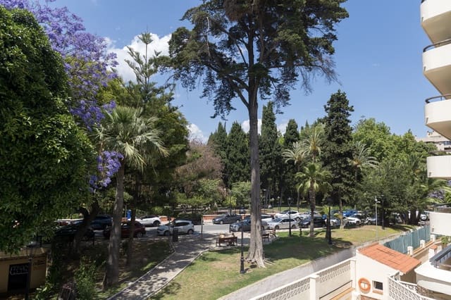 3 sypialnia Apartament na sprzedaż w Playa Bajadilla - Puertos, Marbella z basenem - 2 000 000 € (Ref: 7604401)