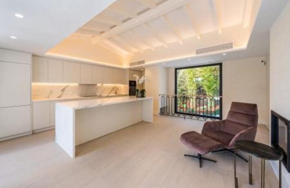 5 quarto Moradia para venda em El Paraiso com piscina garagem - 2 990 000 € (Ref: 7617570)