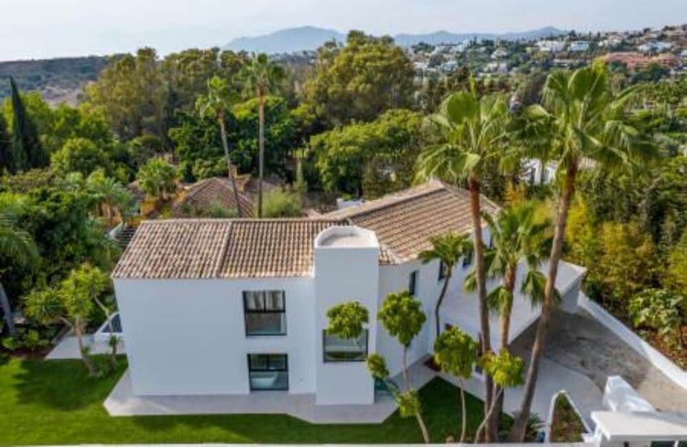 5 slaapkamer Villa te koop in El Paraiso met zwembad garage - € 2.990.000 (Ref: 7617570)
