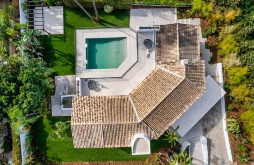 5 slaapkamer Villa te koop in El Paraiso met zwembad garage - € 2.990.000 (Ref: 7617570)