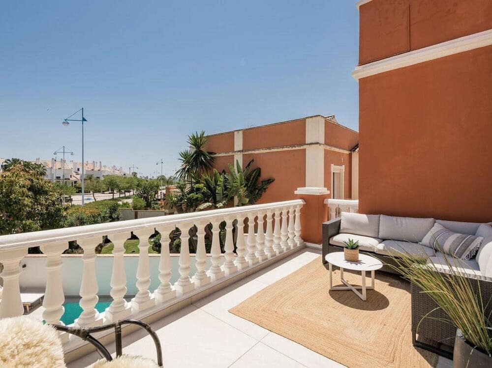 4 soverom Villa til salgs i San Pedro de Alcantara med svømmebasseng garasje - € 1 295 000 (Ref: 7617574)