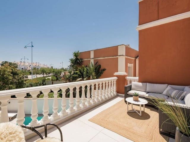 4 soveværelse Villa til salg i Nueva Alcántara, Marbella med swimmingpool garage - € 1.295.000 (Ref: 7617574)