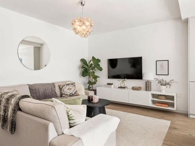 4 soveværelse Villa til salg i Nueva Alcántara, Marbella med swimmingpool garage - € 1.295.000 (Ref: 7617574)