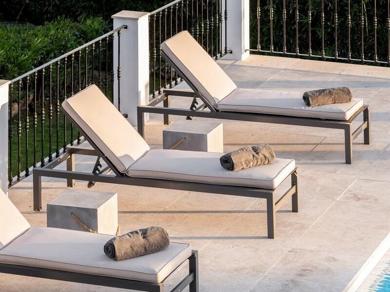 5 soverom Villa til salgs i Nueva Andalucia med svømmebasseng garasje - € 3 995 000 (Ref: 7630708)