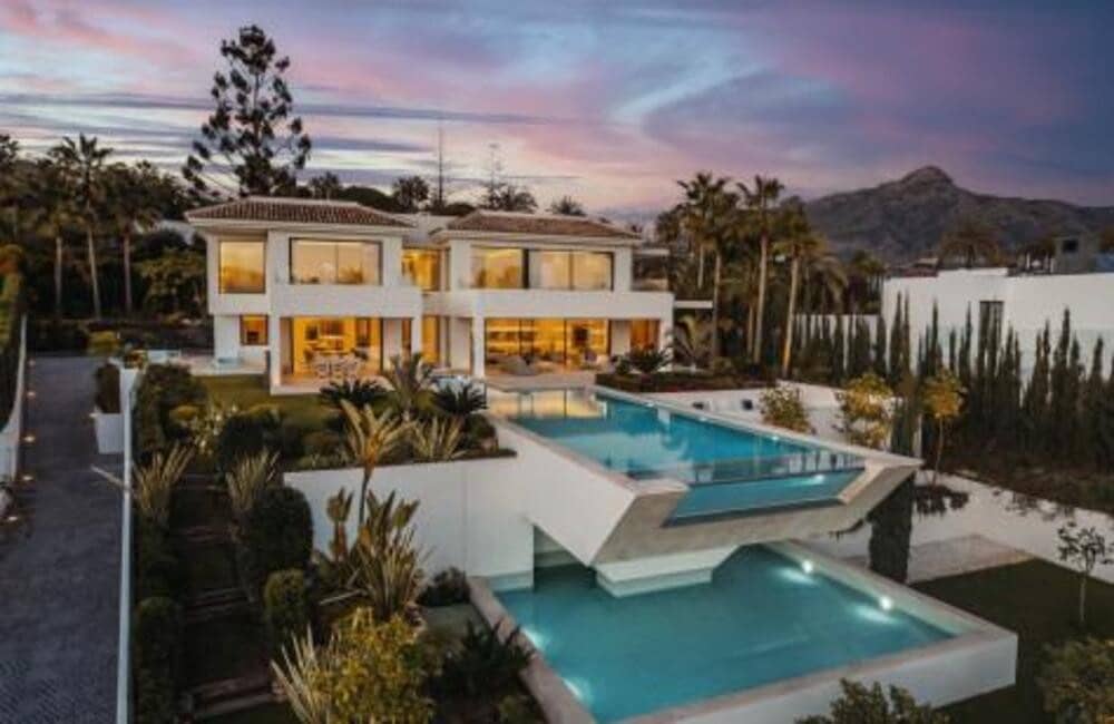 6 slaapkamer Villa te koop in Marbella met zwembad garage - € 6.990.000 (Ref: 7637112)