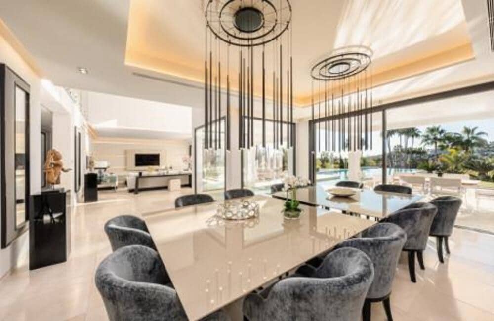 6 slaapkamer Villa te koop in Marbella met zwembad garage - € 6.990.000 (Ref: 7637112)