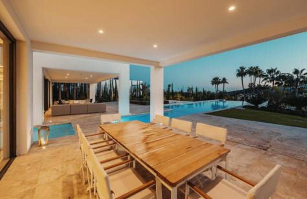6 slaapkamer Villa te koop in Marbella met zwembad garage - € 6.990.000 (Ref: 7637112)