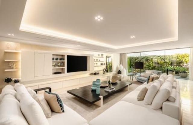 6 chambre Villa/Maison à vendre à Los Naranjos, Marbella avec piscine garage - 6 990 000 € (Ref: 7637112)