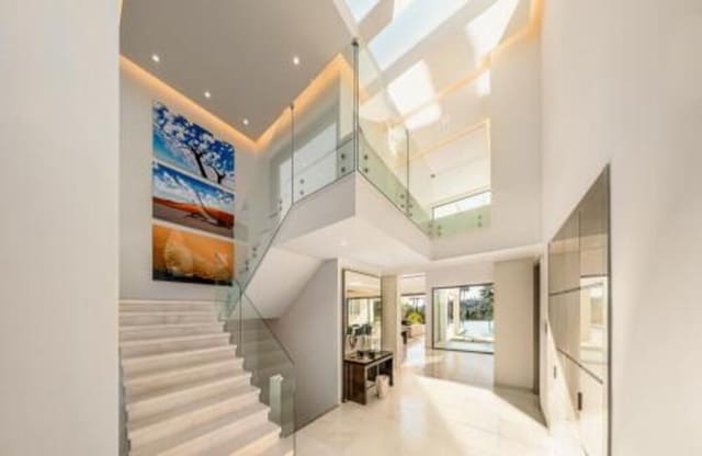 6 chambre Villa/Maison à vendre à Los Naranjos, Marbella avec piscine garage - 6 990 000 € (Ref: 7637112)