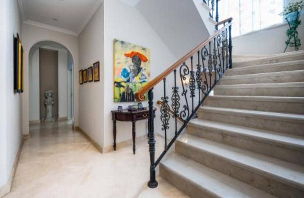 7 quarto Moradia para venda em Nueva Andalucia com piscina garagem - 6 950 000 € (Ref: 7651962)