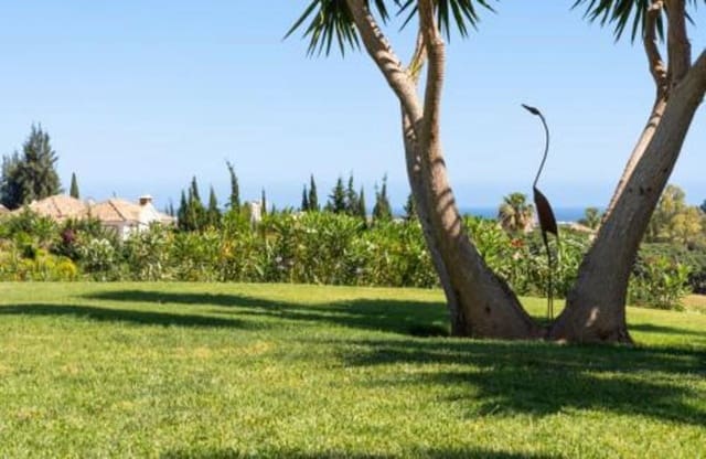 7 soverom Villa til salgs i Los Naranjos, Marbella med svømmebasseng garasje - € 6 950 000 (Ref: 7651962)