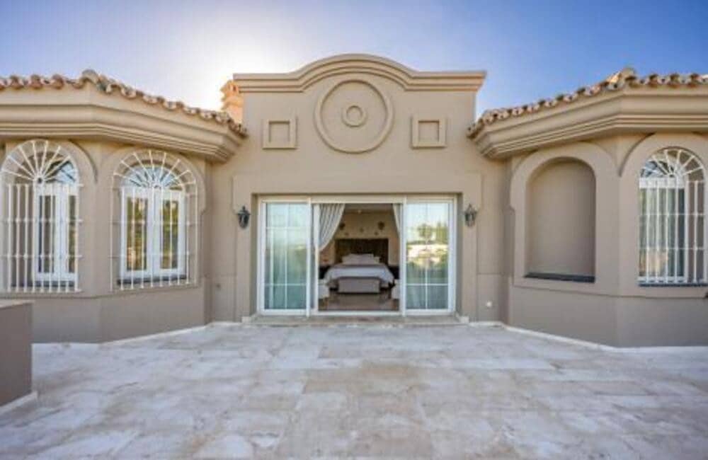 7 bedroom Villa for sale in Nueva Andalucia with pool garage - € 6,950,000 (Ref: 7651962)