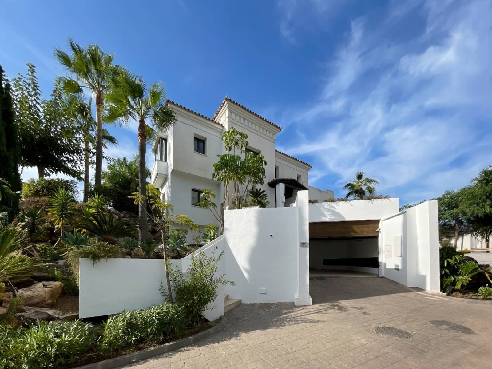 4 soveværelse Villa til salg i Marbella med swimmingpool garage - € 2.500.000 (Ref: 7669247)