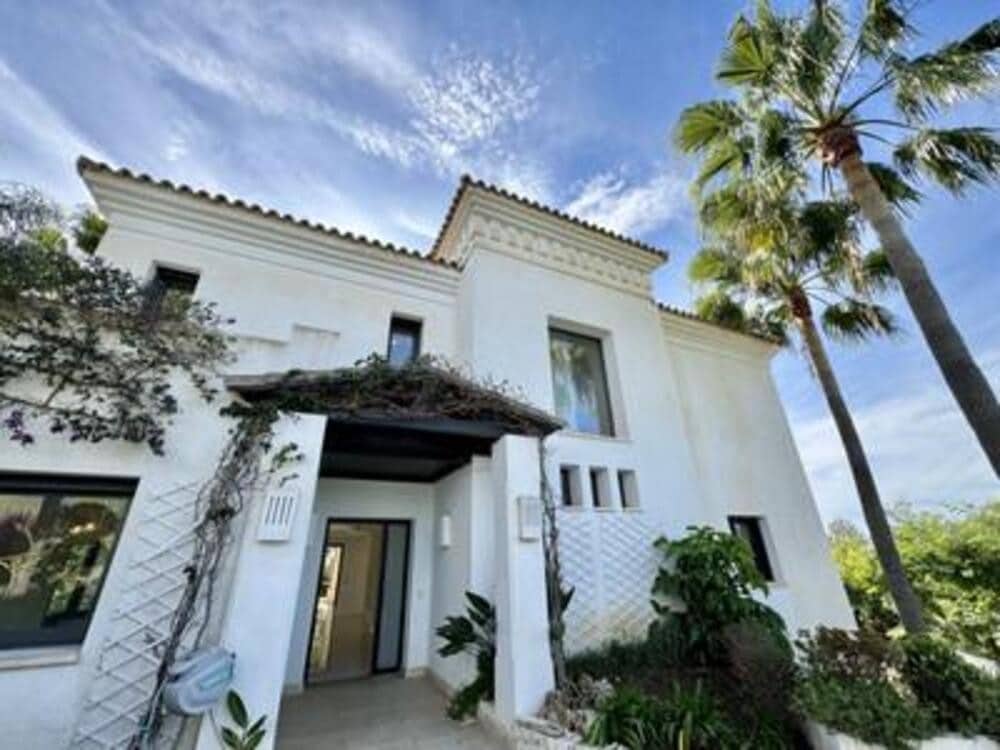 4 soveværelse Villa til salg i Marbella med swimmingpool garage - € 2.500.000 (Ref: 7669247)