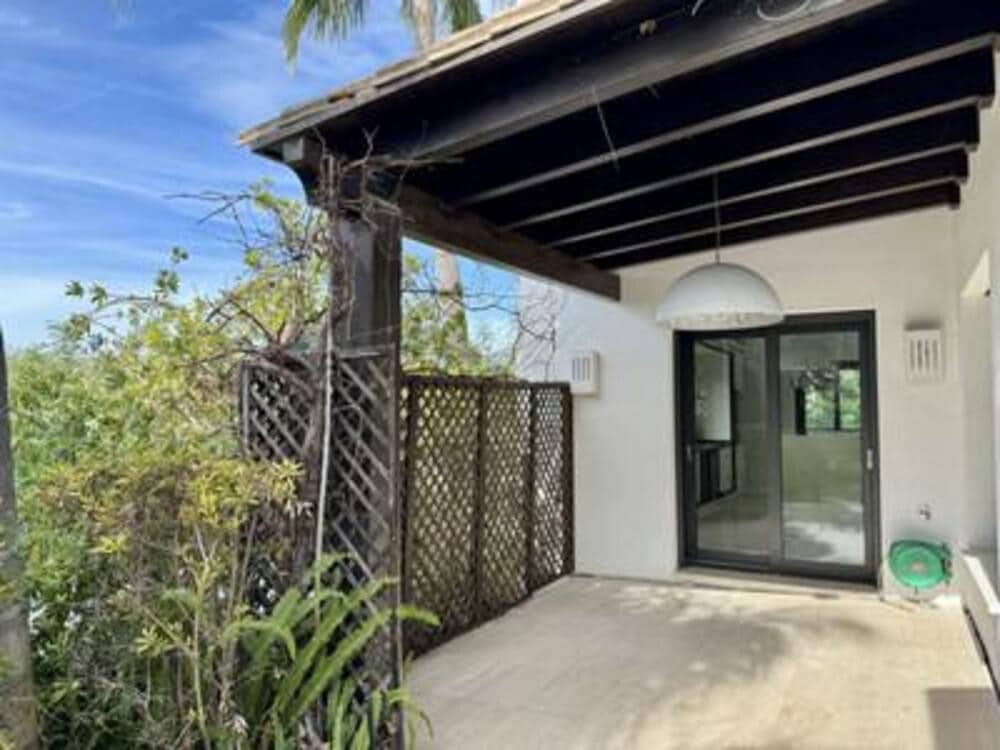 4 soveværelse Villa til salg i Marbella med swimmingpool garage - € 2.650.000 (Ref: 7669247)