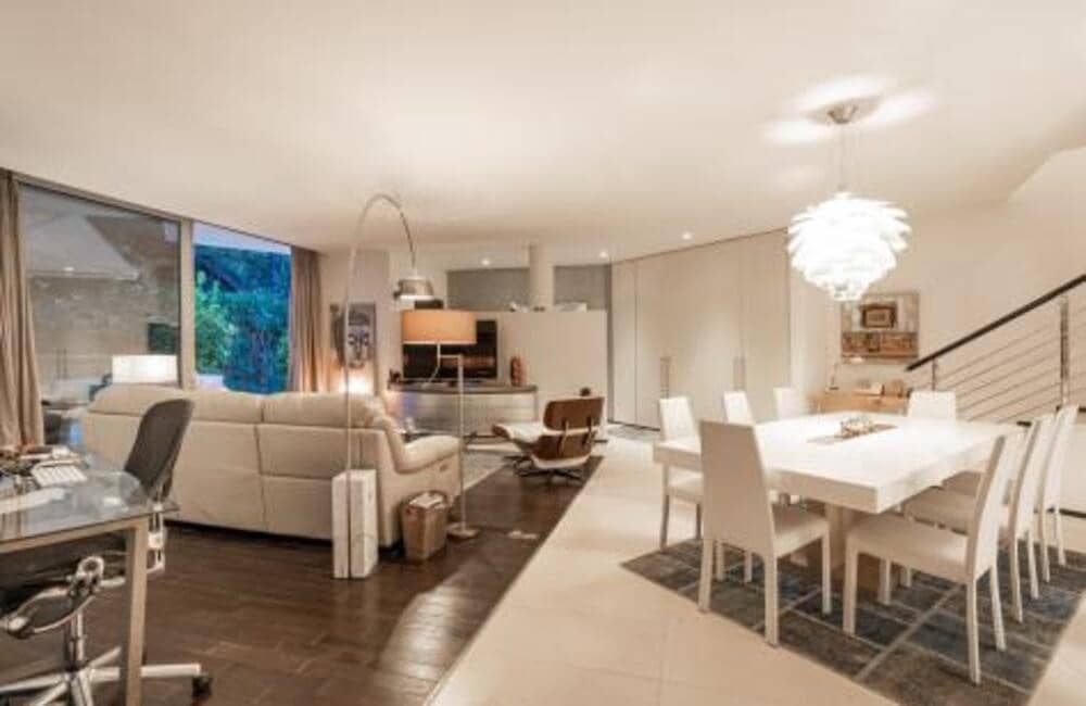 3 sypialnia Dom blizniak na sprzedaż w Marbella z basenem garażem - 1 750 000 € (Ref: 7672489)