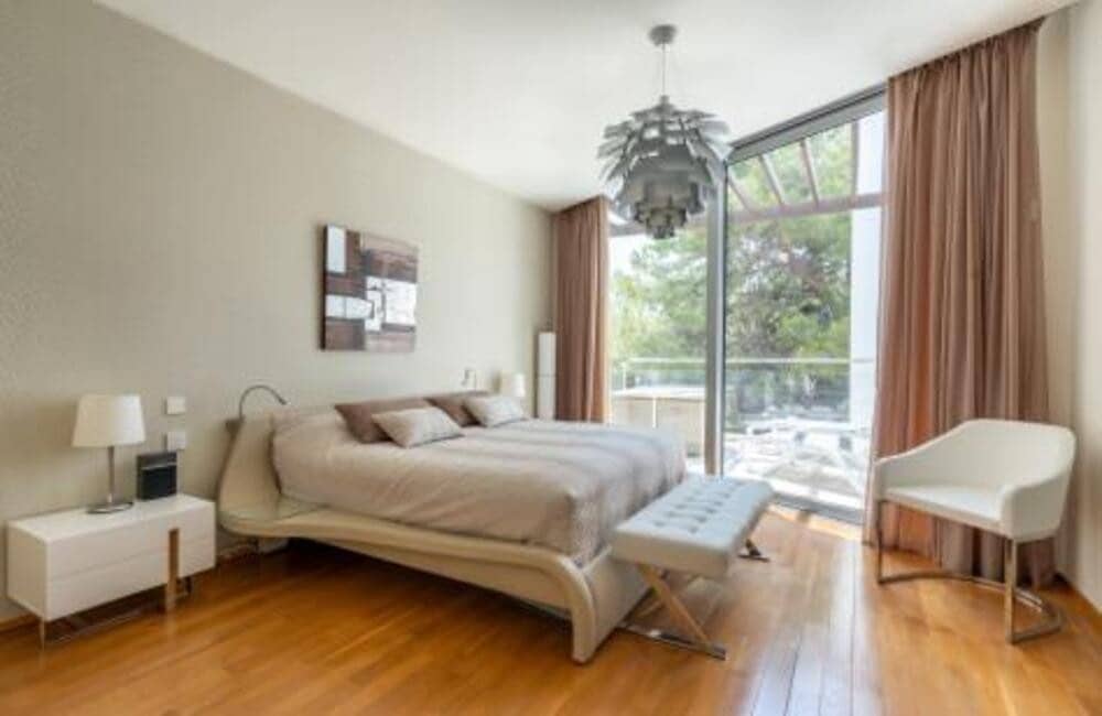 3 sypialnia Dom blizniak na sprzedaż w Marbella z basenem garażem - 1 750 000 € (Ref: 7672489)