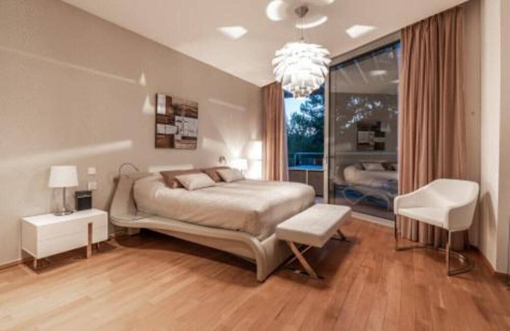 3 sypialnia Dom blizniak na sprzedaż w Marbella z basenem garażem - 1 750 000 € (Ref: 7672489)