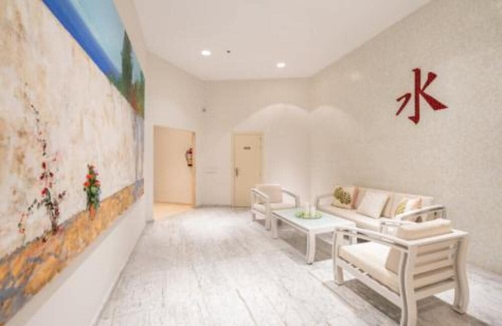 3 sypialnia Dom blizniak na sprzedaż w Marbella z basenem garażem - 1 750 000 € (Ref: 7672489)