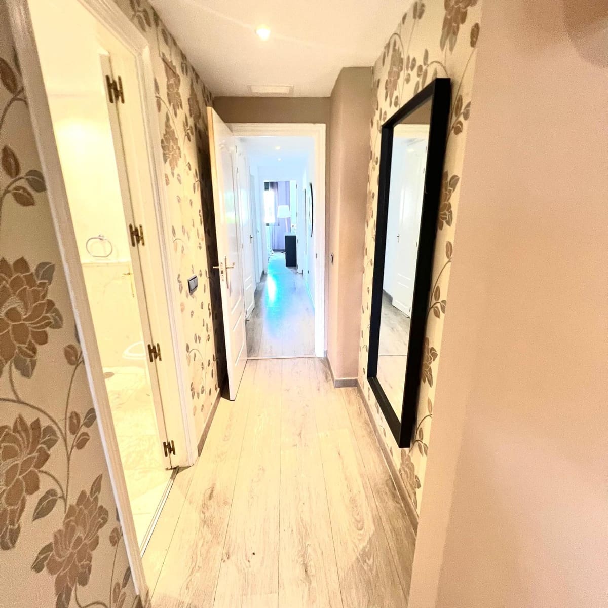 3 makuuhuone Kattohuoneisto vuokrattavana paikassa Estepona mukana uima-altaan 
autotalli - 3 000 € (Ref: 7678324)