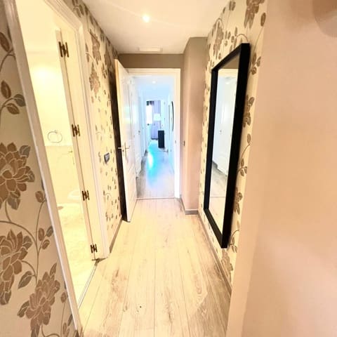 3 sypialnia Penthouse do wynajęcia w Nueva Atalaya, Estepona z basenem garażem - 3 000 € (Ref: 7678324)