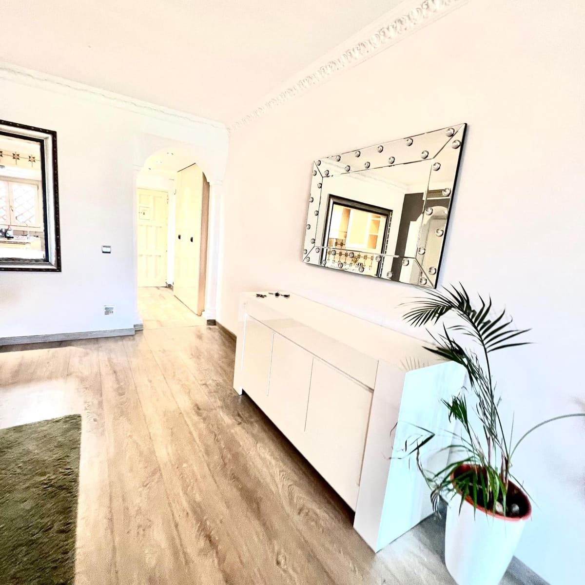 3 makuuhuone Kattohuoneisto vuokrattavana paikassa Estepona mukana uima-altaan 
autotalli - 3 000 € (Ref: 7678324)