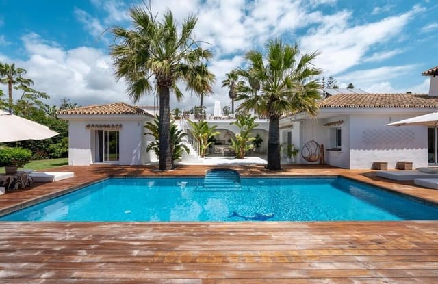 Chalet de 5 habitaciones en Marbesa, Marbella en venta con piscina garaje - 2.880.000 € (Ref: 7681614)