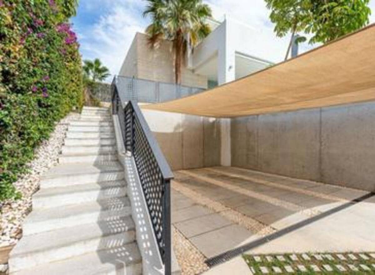 5 soveværelse Villa til leje i Marbella med swimmingpool garage - € 13.000 (Ref: 7694156)