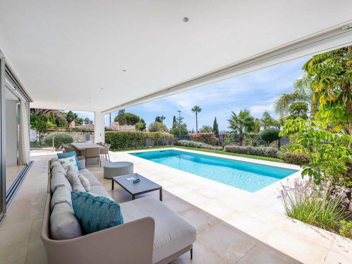 5 soveværelse Villa til leje i Marbella med swimmingpool garage - € 13.000 (Ref: 7694156)