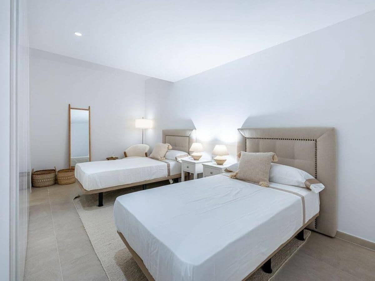 5 soveværelse Villa til leje i Marbella med swimmingpool garage - € 13.000 (Ref: 7694156)