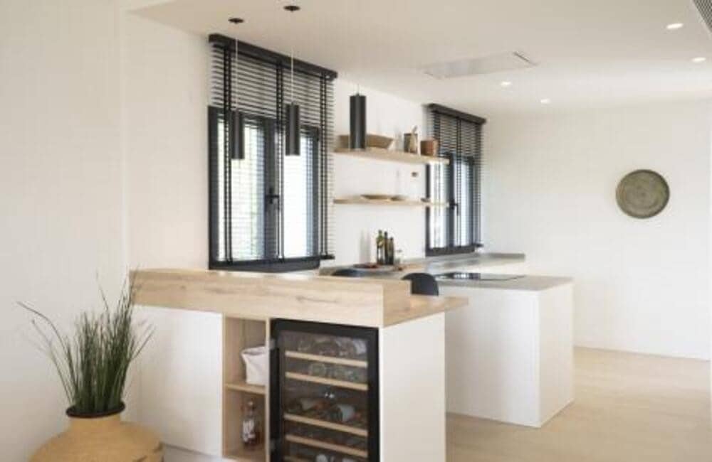 4 soverom Villa til salgs i Benahavis med svømmebasseng garasje - € 1 850 000 (Ref: 7706275)