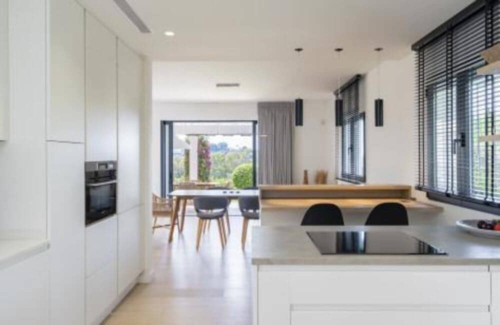 4 soverom Villa til salgs i Benahavis med svømmebasseng garasje - € 1 850 000 (Ref: 7706275)