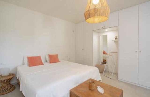 4 soverom Villa til salgs i El Paraíso, Benahavís med svømmebasseng garasje - € 1 850 000 (Ref: 7706275)