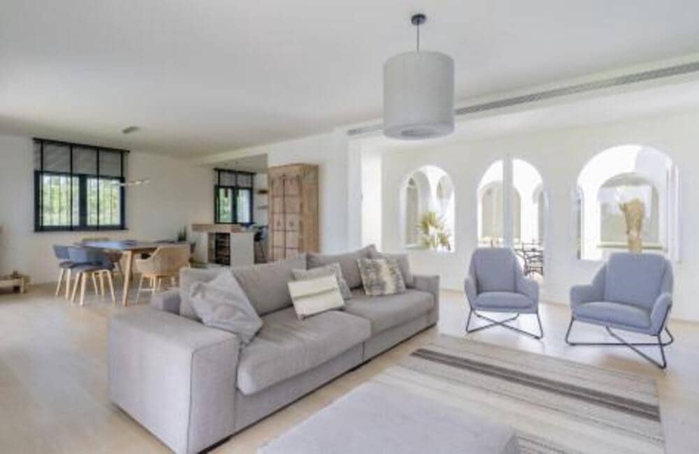 4 soveværelse Villa til salg i Benahavis med swimmingpool garage - € 1.850.000 (Ref: 7706275)