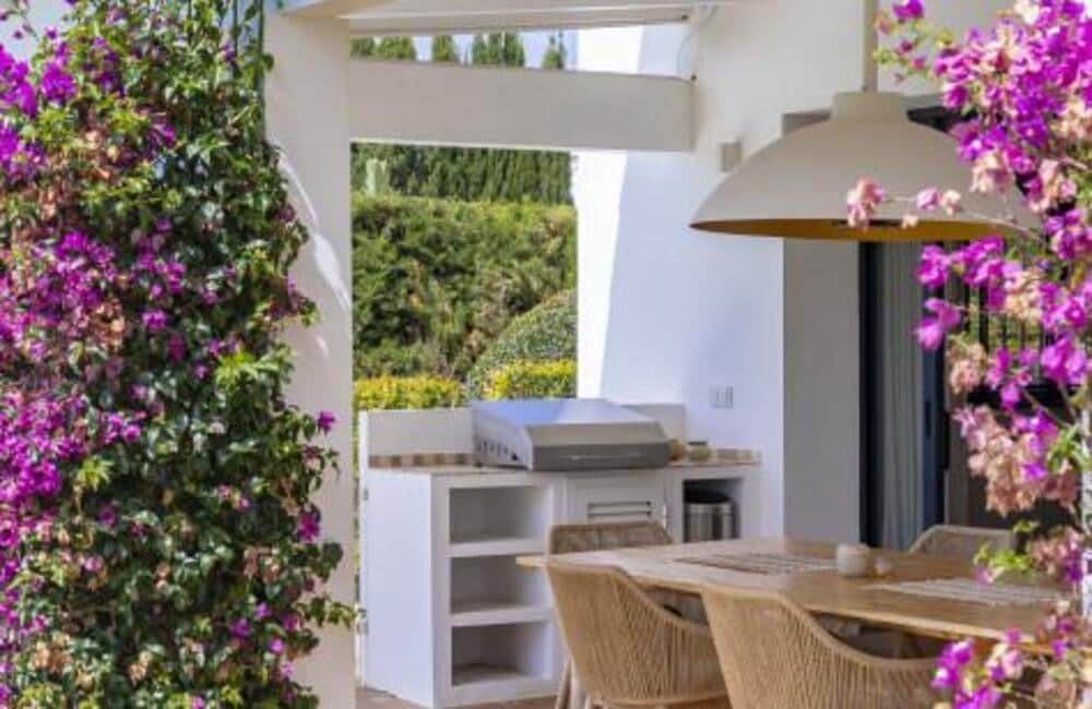 4 soveværelse Villa til salg i Benahavis med swimmingpool garage - € 1.850.000 (Ref: 7706275)