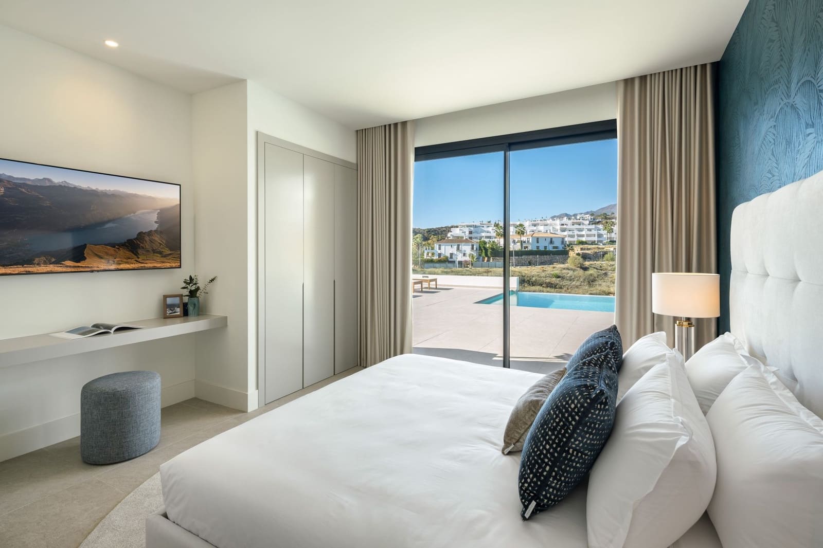 5 soverom Villa til salgs i Estepona med svømmebasseng garasje - € 2 750 000 (Ref: 7706276)