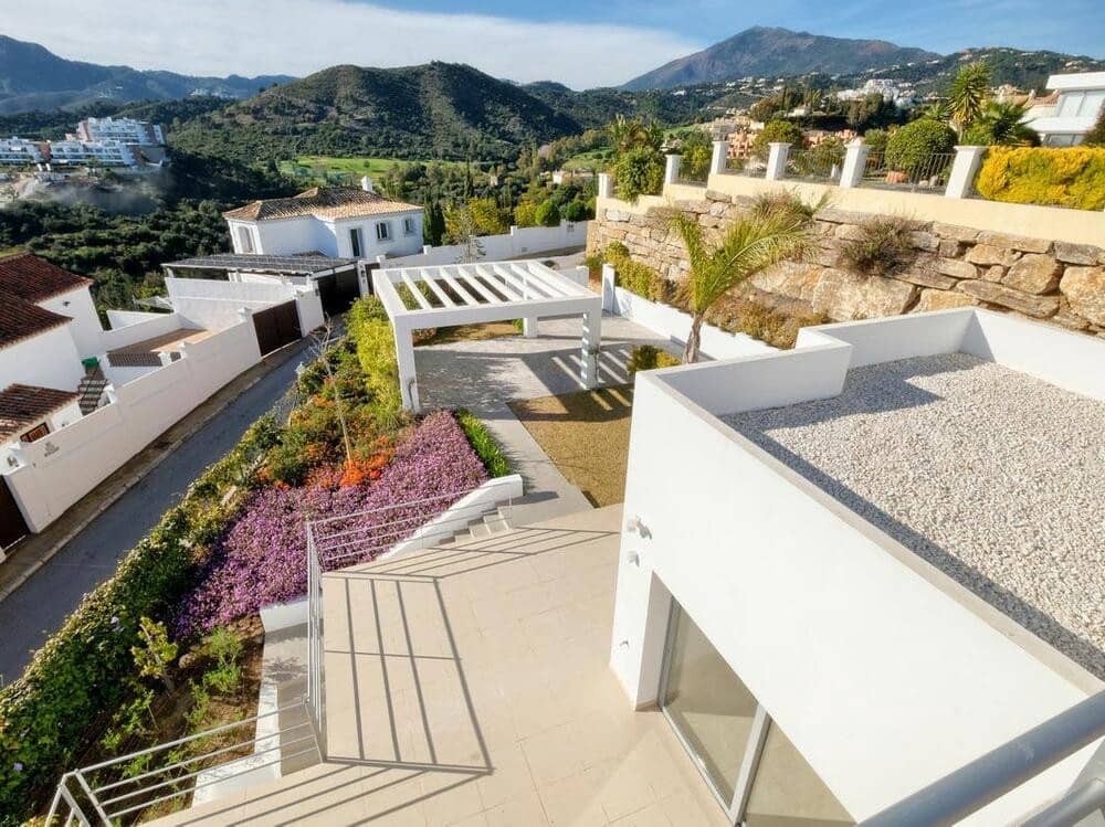 4 soveværelse Villa til salg i Benahavis med swimmingpool garage - € 2.300.000 (Ref: 7713547)