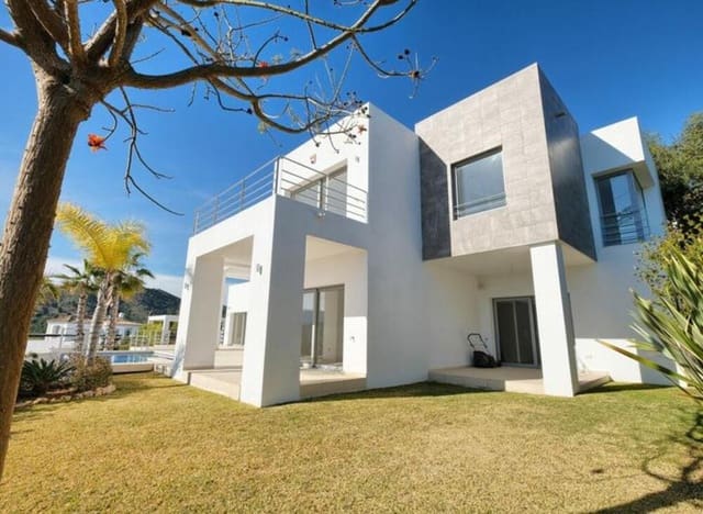 4 sovrum Villa till salu i Los Arqueros - Puerto del Almendro, Benahavís med pool garage - 2 300 000 € (Ref: 7713547)
