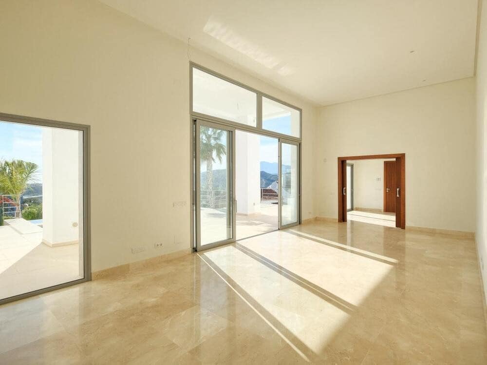 4 slaapkamer Villa te koop in Benahavis met zwembad garage - € 2.300.000 (Ref: 7713547)