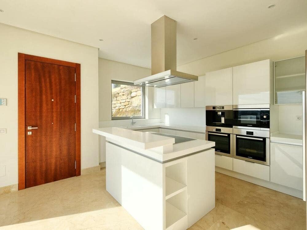 4 slaapkamer Villa te koop in Benahavis met zwembad garage - € 2.300.000 (Ref: 7713547)