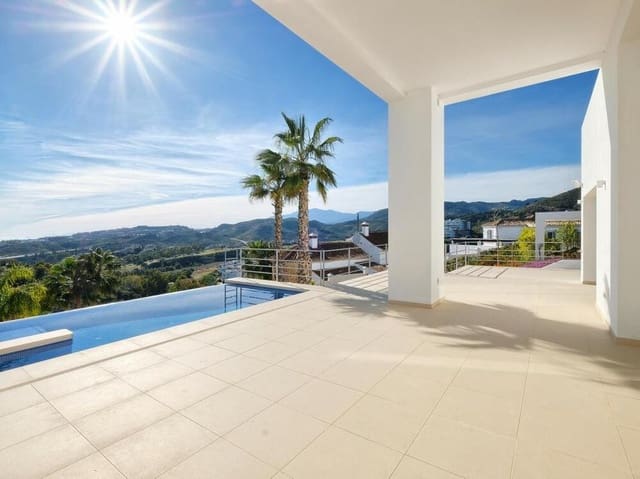 4 sovrum Villa till salu i Los Arqueros - Puerto del Almendro, Benahavís med pool garage - 2 300 000 € (Ref: 7713547)