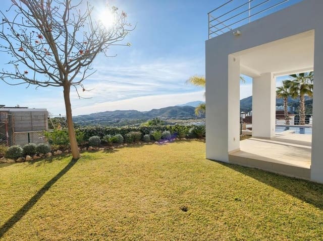 4 sovrum Villa till salu i Los Arqueros - Puerto del Almendro, Benahavís med pool garage - 2 300 000 € (Ref: 7713547)