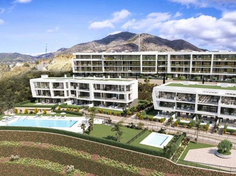 2 makuuhuone Huoneisto myytävänä paikassa Fuengirola mukana uima-altaan 
autotalli - 580 000 € (Ref: 7715768)