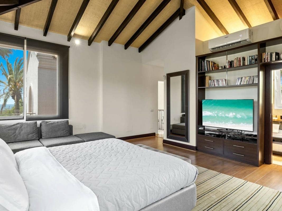 4 chambre Villa/Maison à vendre à Marbella avec piscine garage - 1 850 000 € (Ref: 7737059)