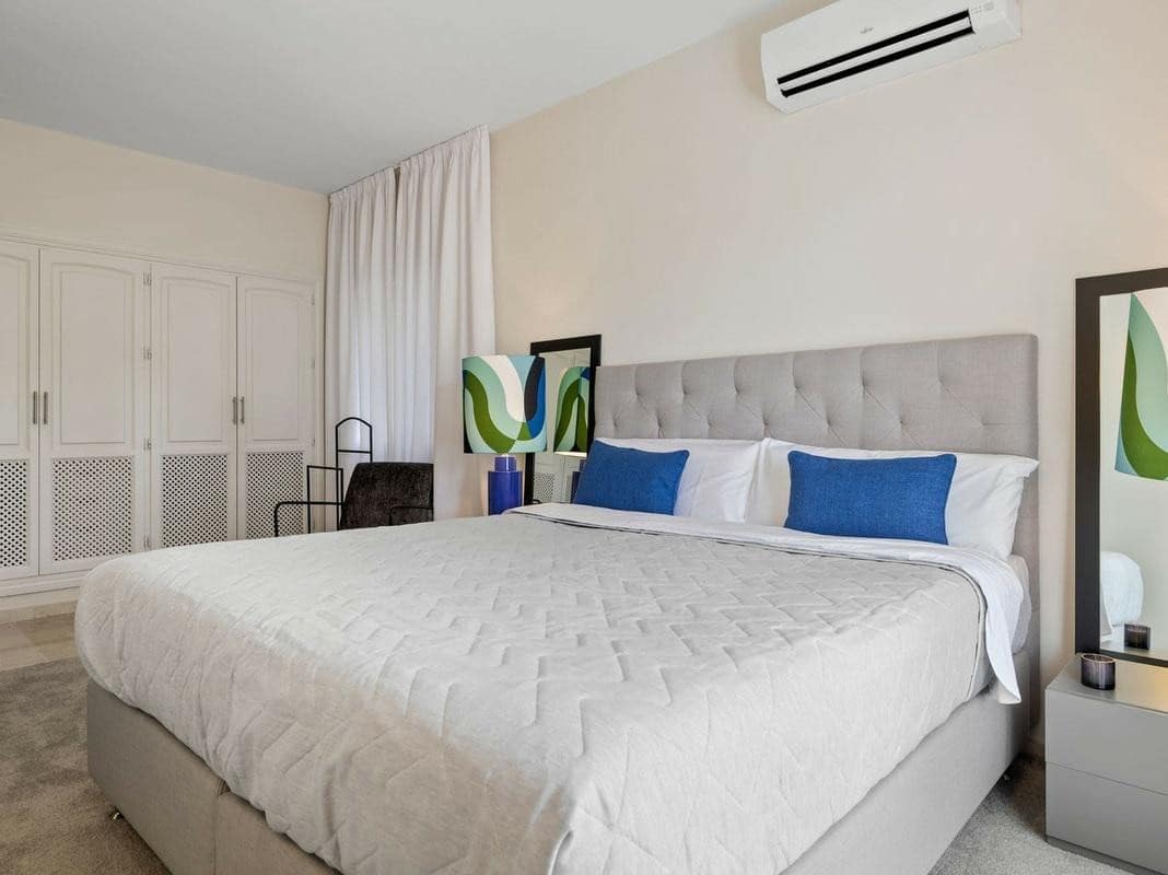 4 chambre Villa/Maison à vendre à Marbella avec piscine garage - 1 850 000 € (Ref: 7737059)