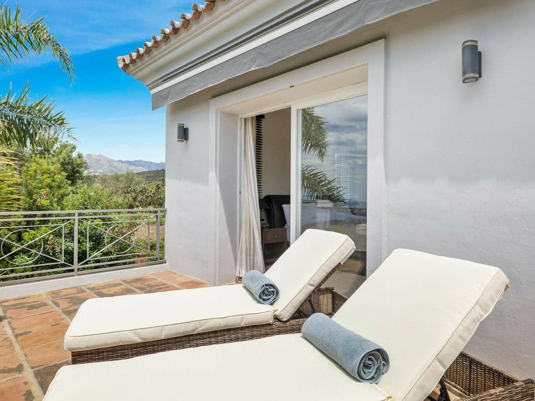 4 chambre Villa/Maison à vendre à Marbella avec piscine garage - 1 850 000 € (Ref: 7737059)