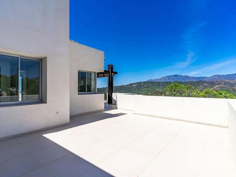 4 soveværelse Penthouse til salg i Benahavis med swimmingpool garage - € 1.600.000 (Ref: 7746381)