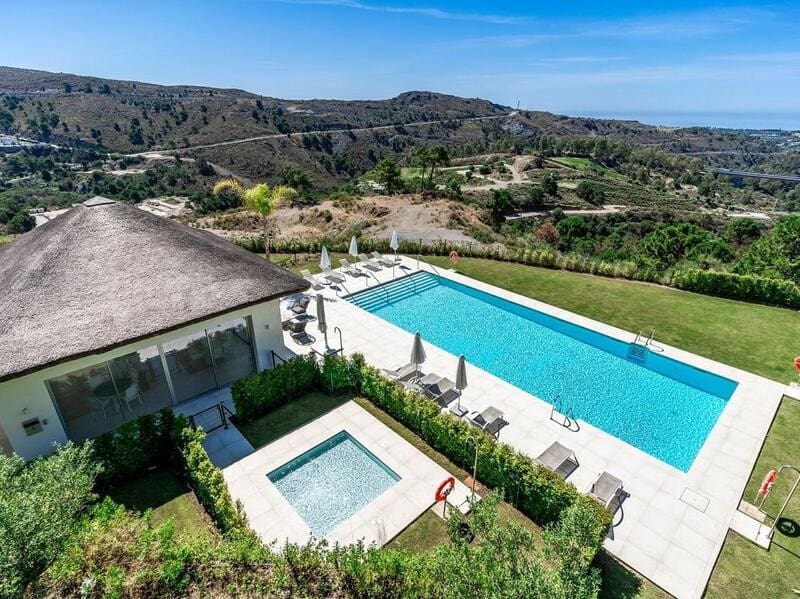 4 soveværelse Penthouse til salg i Benahavis med swimmingpool garage - € 1.600.000 (Ref: 7746381)