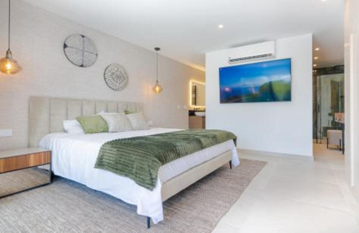 5 slaapkamer Villa te huur in Guadalmina met zwembad garage - € 11.500 (Ref: 7752661)